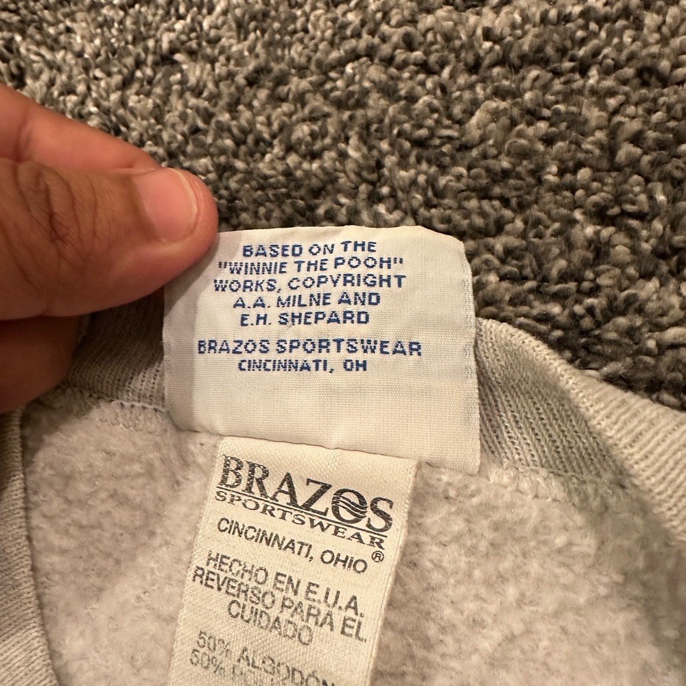 Vintage Disney Tigger Sweatshirt Mens Medium Gray Pooh 100 Acre Woods 90s USA - Picture 5 of 15